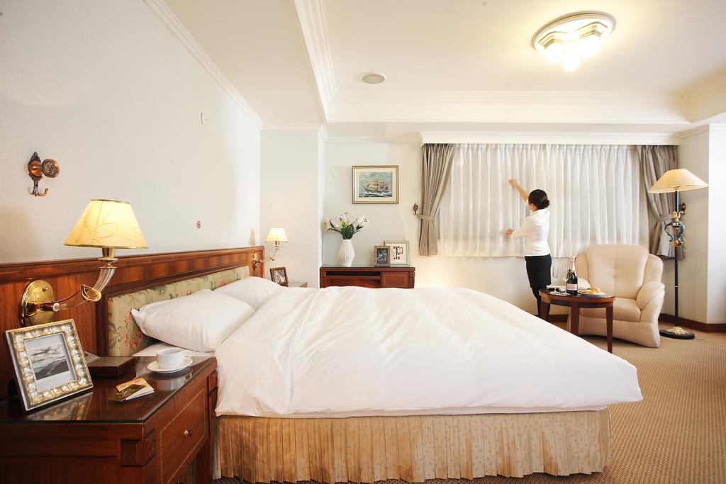 Kingdom Hotel Hsinchu Quarto foto